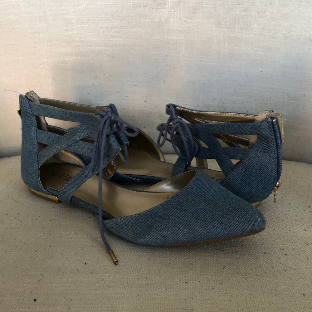 Guess flats
